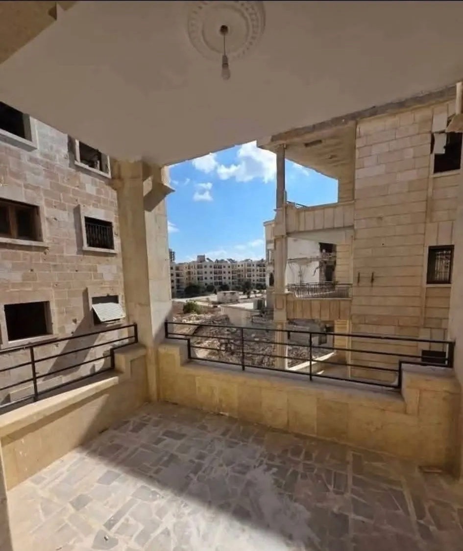 شقة للإيجار في حلب • جمعية الزهراء 4 غرف 160م²